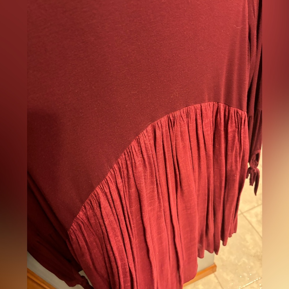 Red Wine Tunic 🍷 - Picture 5 of 5